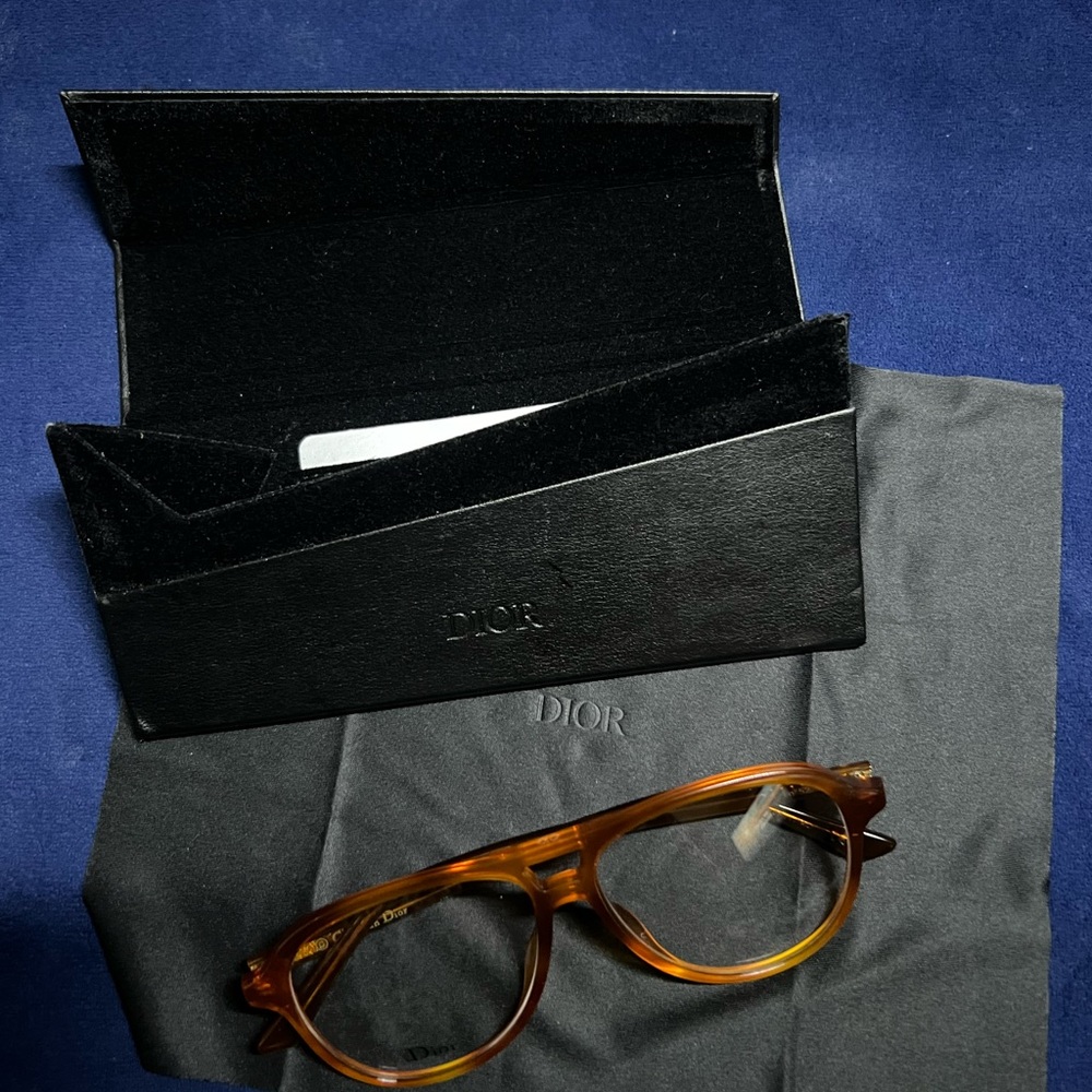 Christian Dior Eyeglasses New. - Picture 7 of 12